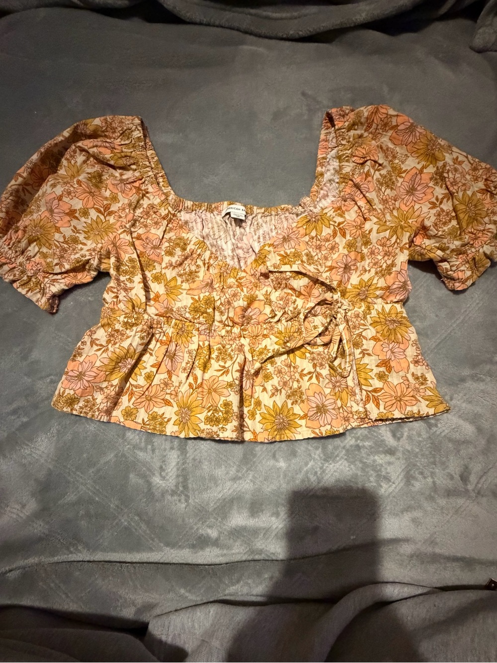 American Eagle Outfitters Floral Puff-Sleeve Crop Top - Pink & Yellow